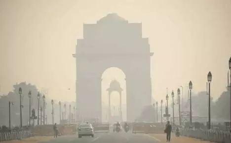 Delhi की पूर्व संध्या पर दिल्ली की वायु गुणवत्ता बेहद खराब स्तर पर पहुंच गई