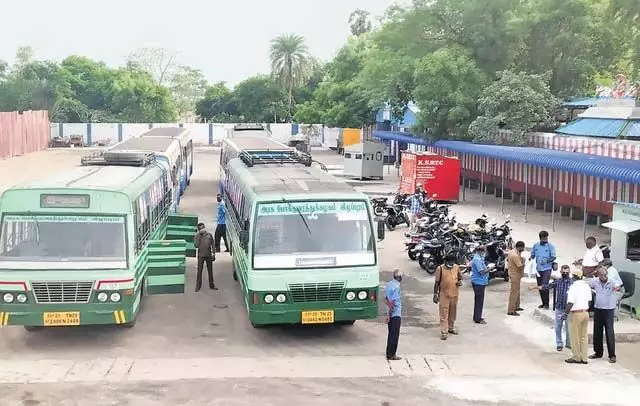 तीन साल बाद भी तमिलनाडु सरकार वेल्लालोर बस टर्मिनस के लिए धन की मांग की