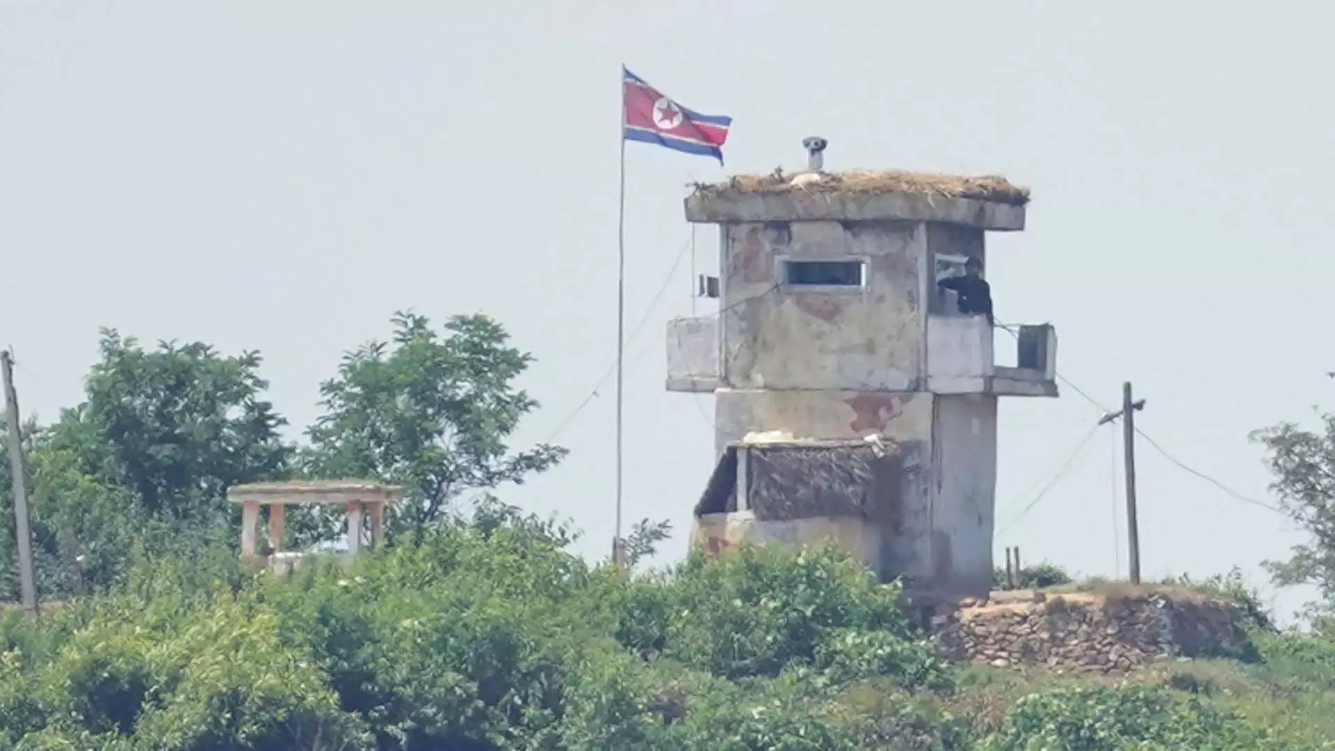 South Korea का दावा, उत्तर कोरिया ने समुद्र की ओर बैलिस्टिक मिसाइल का परीक्षण किया