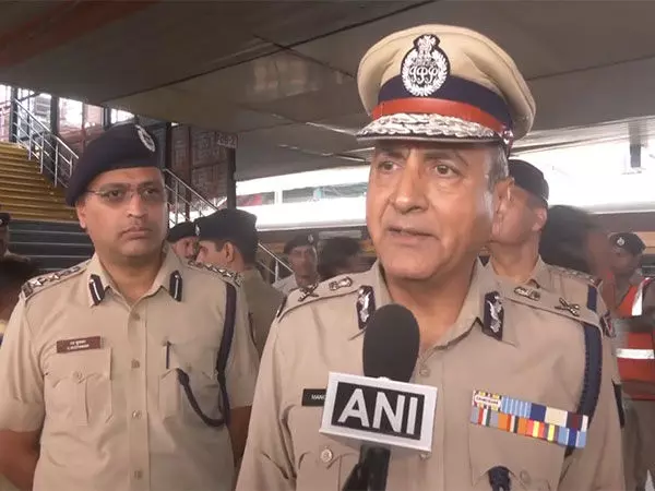 RPF प्रमुख ने दिवाली और छठ पर्व से पहले नई दिल्ली रेलवे स्टेशन पर सुरक्षा व्यवस्था की समीक्षा की