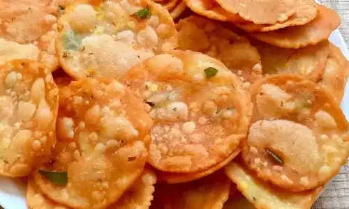 Diwali Snacks without Flour: दिवाली पर आप बिना मैदे के बना सकते हैं ये स्वादिष्ट व्यंजन Diwali Snacks without Flour: दिवाली पर आप बिना मैदे के बना सकते हैं ये स्वादिष्ट व्यंजन