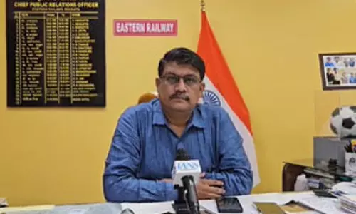 दीपावली और छठ पर 50 विशेष ट्रेन, पूर्व रेलवे ने की खास तैयारियां दीपावली और छठ पर 50 विशेष ट्रेन, पूर्व रेलवे ने की खास तैयारियां