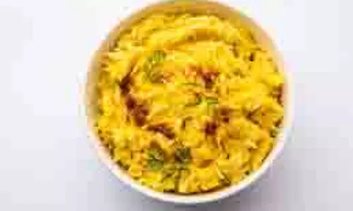 Recipe: डिनर में बनाएं हेल्दी और स्वादिष्ट मूंग दाल खिचड़ी Recipe: डिनर में बनाएं हेल्दी और स्वादिष्ट मूंग दाल खिचड़ी