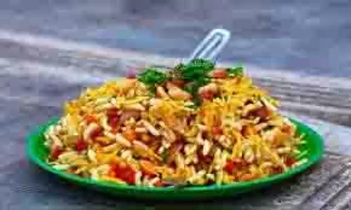 Recipe: मीठा खाकर बोर हो गए हैं तो सरसों के तेल में बनाएं भेलपूरी Recipe: मीठा खाकर बोर हो गए हैं तो सरसों के तेल में बनाएं भेलपूरी