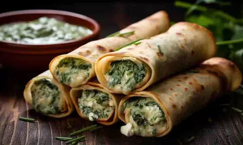 Diwali Dinner Recipe: दिवाली पर बनाएं ये झटपट डिनर Diwali Dinner Recipe: दिवाली पर बनाएं ये झटपट डिनर