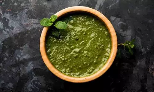 चटनी का रंग और स्वाद दिलचस्प बनाती हैं ये चीजें