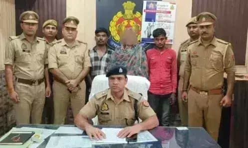 Firozabad: हत्या का खुलासा, 10 लाख की सुपारी देकर दीपावली पर होनी थी किन्नर की हत्या Firozabad: हत्या का खुलासा, 10 लाख की सुपारी देकर दीपावली पर होनी थी किन्नर की हत्या
