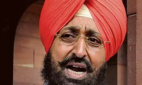 भाजपा, आप ने किसानों से की अपील: Bajwa