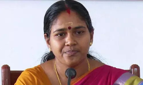 मुझे खत्म करने के लिए लाइसेंसी बंदूक खरीदनी पड़ेगी: Shobha Surendran मुझे खत्म करने के लिए लाइसेंसी बंदूक खरीदनी पड़ेगी: Shobha Surendran