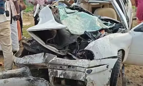 Irumbanam में लॉरी-कार की टक्कर में एक व्यक्ति की मौत, 3 लोग घायल