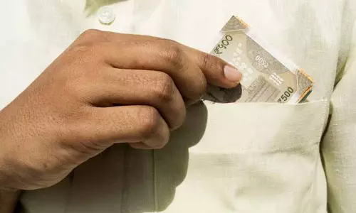 सरकारी कर्मचारियों और पेंशनभोगियों के लिए 4% DA बढ़ोतरी की घोषणा की सरकारी कर्मचारियों और पेंशनभोगियों के लिए 4% DA बढ़ोतरी की घोषणा की