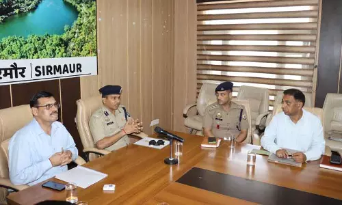 Sirmour प्रशासन द्वारा नशा मुक्त भारत अभियान बैठक आयोजित