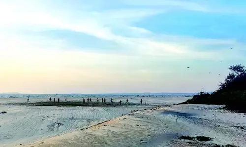 Colva के मछुआरों को समुद्रतटीय पर्यटन अवसंरचना परियोजना के कारण विस्थापन का डर