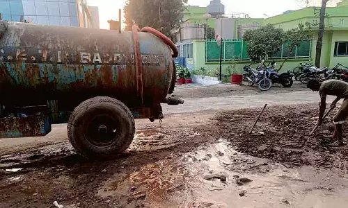 Himachal Pradesh: टूटी पाइपों के कारण गंदगी