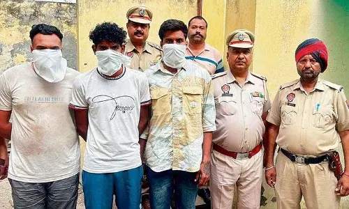 Amritsar: सुंदर नगर फायरिंग मामले में तीन और गिरफ्तार Amritsar: सुंदर नगर फायरिंग मामले में तीन और गिरफ्तार