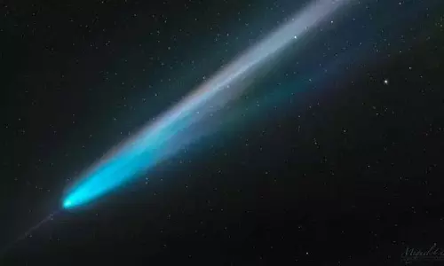 धूमकेतु (Comet) त्सुचिनशान-एटलस की एंटी-टेल विकसित होते हुए तस्वीरे धूमकेतु (Comet) त्सुचिनशान-एटलस की एंटी-टेल विकसित होते हुए तस्वीरे
