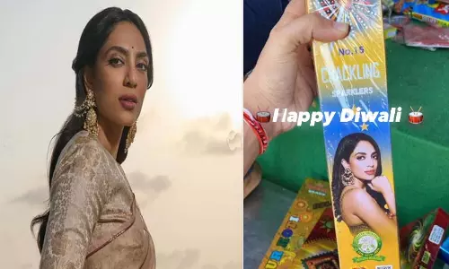Sobhita Dhulipala: प्रशंसकों को दिवाली की ढेर सारी शुभकामनाएं Sobhita Dhulipala: प्रशंसकों को दिवाली की ढेर सारी शुभकामनाएं