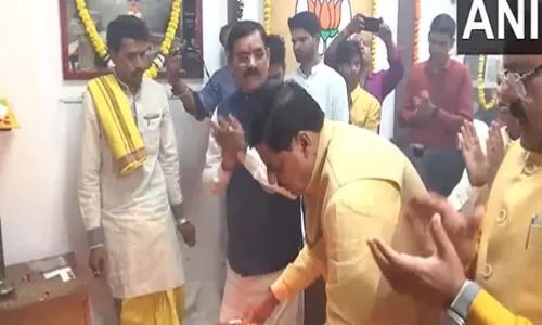 MP: सीएम मोहन यादव, भाजपा नेताओं ने दिवाली पर भोपाल में पार्टी कार्यालय में पूजा-अर्चना की