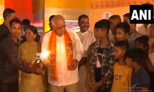 Gujarat: CM ने प्रधानमंत्री आवास योजना के लाभार्थियों के कार्यक्रम संग मनाया जश्न