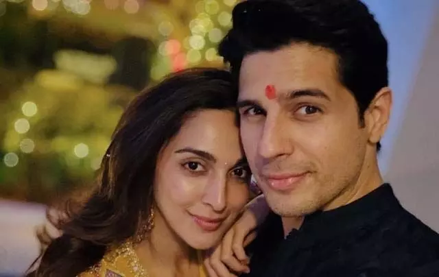 Kiara Advani और सिद्धार्थ मल्होत्रा: दिवाली उत्सव की एक झलक