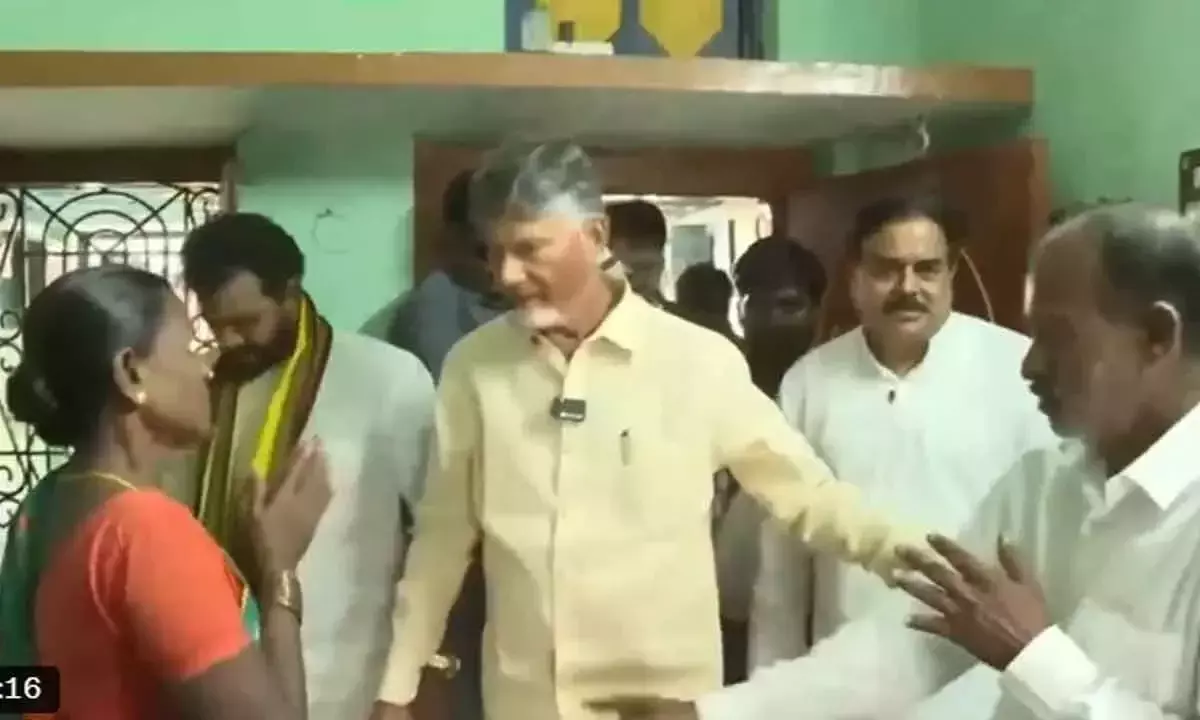 Chandrababu ने मुफ्त गैस सिलेंडर योजना शुरू की, लाभार्थियों को सिलेंडर सौंपे