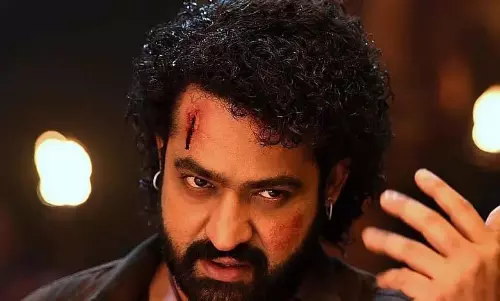 Jr NTR की देवरा स्ट्रीमिंग की तारीख और प्लेटफॉर्म का खुलासा Jr NTR की देवरा स्ट्रीमिंग की तारीख और प्लेटफॉर्म का खुलासा