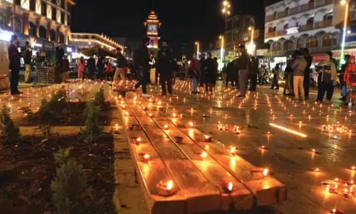 J&K: मंत्रिपरिषद ने दिवाली की शुभकामनाएं दीं