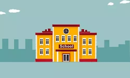 J&K govt ने कश्मीरी स्कूलों के लिए नवंबर शैक्षणिक सत्र वापस शुरू किया