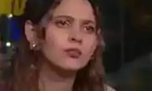 क्या किसी ने ऐलिस से उससे शादी करने के लिए कहा क्या किसी ने ऐलिस से उससे शादी करने के लिए कहा