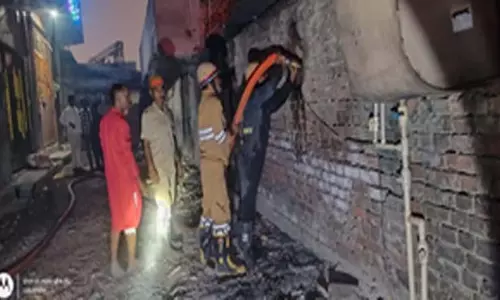 7 जगहों पर लगी आग, मकान, दुकान और कार चपेट में