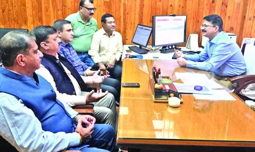 CCI प्रतिनिधिमंडल ने राज्य कर विभाग के आयुक्त से मुलाकात की CCI प्रतिनिधिमंडल ने राज्य कर विभाग के आयुक्त से मुलाकात की