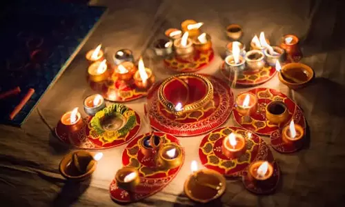 Diwali के दिन घर में आग लगने से कानपुर के व्यापारी, पत्नी और नौकरानी की मौत