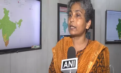 तमिलनाडु और केरल में भारी बारिश की आशंका, उत्तर भारत में तेज हवाएं चलेंगी: IMD वैज्ञानिक सोमा सेन तमिलनाडु और केरल में भारी बारिश की आशंका, उत्तर भारत में तेज हवाएं चलेंगी: IMD वैज्ञानिक सोमा सेन