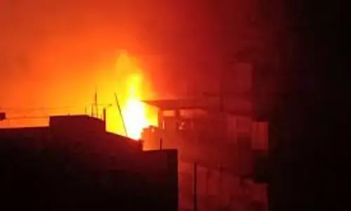 Assam : दिवाली की रात शिवसागर में आग लगने से 11 लोगों की मौत Assam : दिवाली की रात शिवसागर में आग लगने से 11 लोगों की मौत