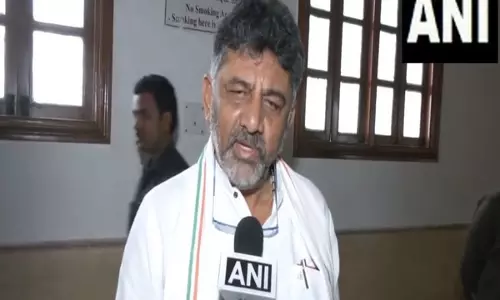 खड़गे द्वारा कर्नाटक सरकार की खिंचाई करने पर DK शिवकुमार ने कही ये बात
