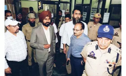 DC-SSP ने जीएमसी डोडा में मरीज देखभाल की स्थिति का निरीक्षण किया DC-SSP ने जीएमसी डोडा में मरीज देखभाल की स्थिति का निरीक्षण किया