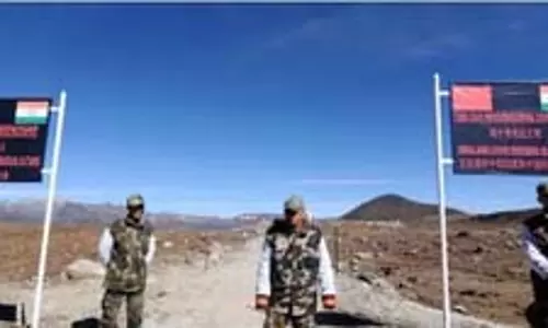 भारत-चीन सीमा विवाद: डेमचोक में पेट्रोलिंग शुरू, कमांडर स्तर पर वार्ता जारी भारत-चीन सीमा विवाद: डेमचोक में पेट्रोलिंग शुरू, कमांडर स्तर पर वार्ता जारी