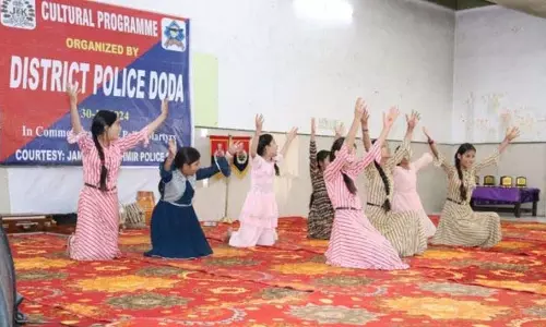 Jammu: शहीद पुलिसकर्मियों की याद में सांस्कृतिक कार्यक्रम का आयोजन