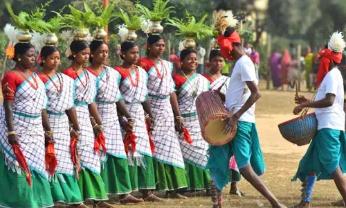 आदिवासियों का विकास छत्तीसगढ़ सरकार की प्राथमिकता आदिवासियों का विकास छत्तीसगढ़ सरकार की प्राथमिकता