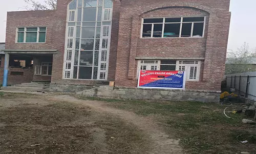 अनंतनाग पुलिस ने NDPS अधिनियम के तहत ड्रग तस्कर की संपत्ति कुर्क की अनंतनाग पुलिस ने NDPS अधिनियम के तहत ड्रग तस्कर की संपत्ति कुर्क की
