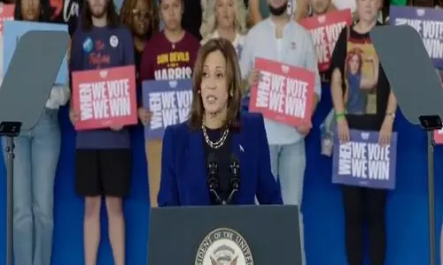 Kamala Harris ने ट्रंप के महिलाओं के रक्षक वाले बयान की आलोचना की