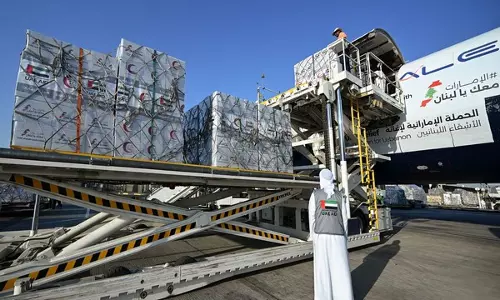 UAE ने 40 टन सहायता लेकर लेबनान के लिए पंद्रहवां विमान भेजा