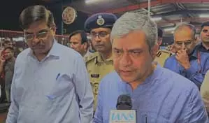 छठ के लिए चलाई जा रही सात हजार से ज्यादा स्पेशल ट्रेनें: अश्विनी वैष्णव छठ के लिए चलाई जा रही सात हजार से ज्यादा स्पेशल ट्रेनें: अश्विनी वैष्णव