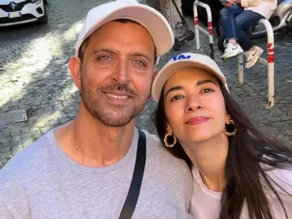 Hrithik Roshan ने अपनी गर्लफ्रेंड के बर्थडे पर किया अपने प्यार का इजहार