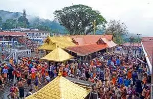 नए तीर्थयात्रा के मौसम में Sabarimala भक्तों के लिए जीवन बीमा की घोषणा की