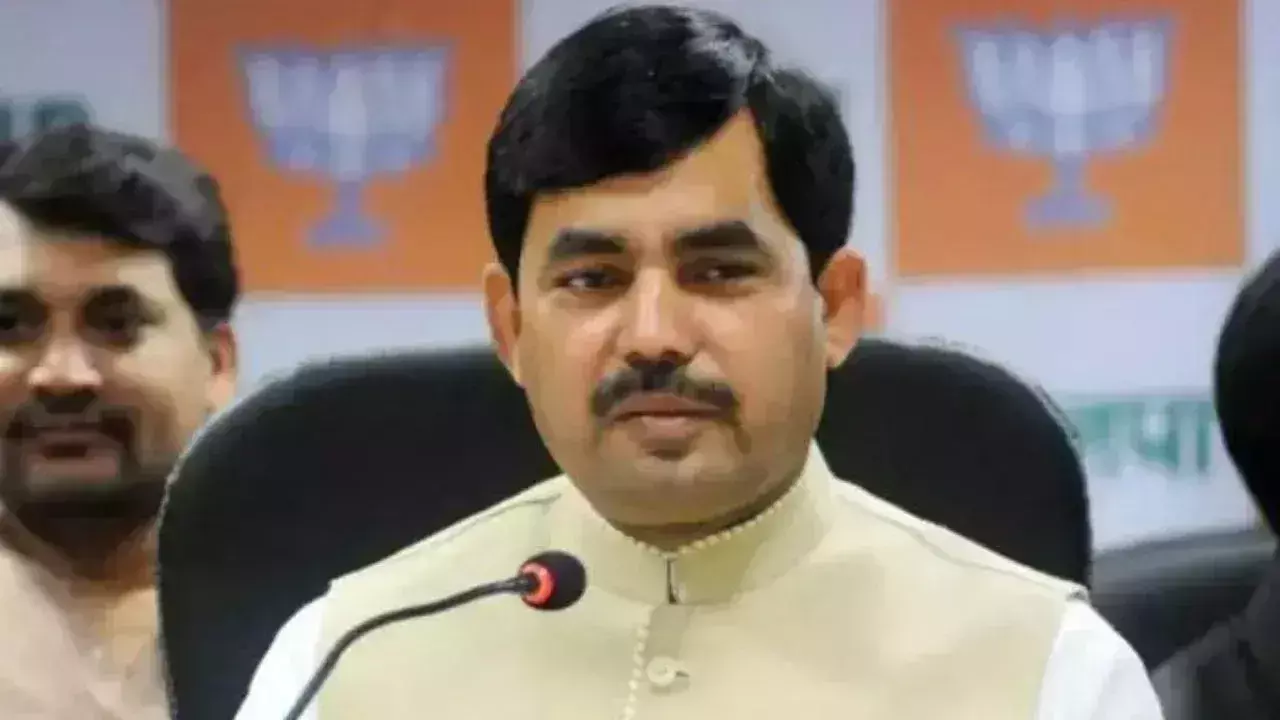 New Delhi: यूसीसी को पूरे देश में लागू किया जाना चाहिए: शाहनवाज हुसैन New Delhi: यूसीसी को पूरे देश में लागू किया जाना चाहिए: शाहनवाज हुसैन