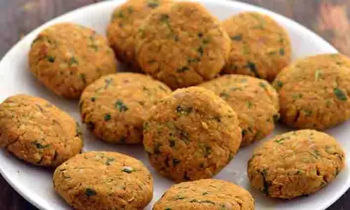 अंकुरित मूंग दाल टिक्की: नाश्ते या स्नैक्स में लें इसका मजा