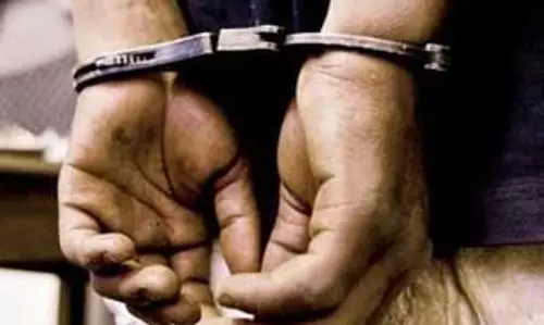 एक साल पहले किडनैप बच्चे को सुरक्षा बलों ने बचाया, दो गिरफ्तार एक साल पहले किडनैप बच्चे को सुरक्षा बलों ने बचाया, दो गिरफ्तार