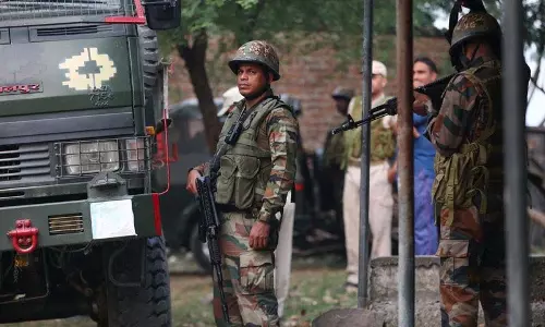 J-K के श्रीनगर में आतंकवादियों और सुरक्षा बलों के बीच मुठभेड़