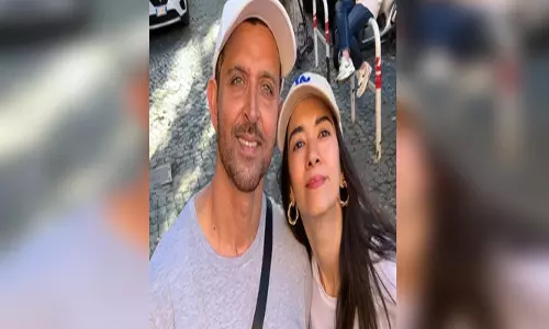 ऋतिक रोशन ने अनोखे अंदाज में दी गर्लफ्रेंड को जन्मदिन की शुभकामनाएं
